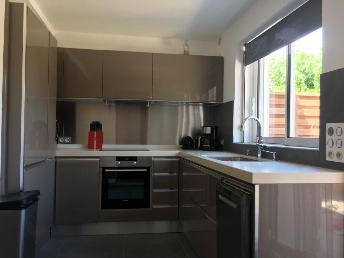 Residence Les Jardins De Sainte-Lucie "Piscine Chauffee" מראה חיצוני תמונה