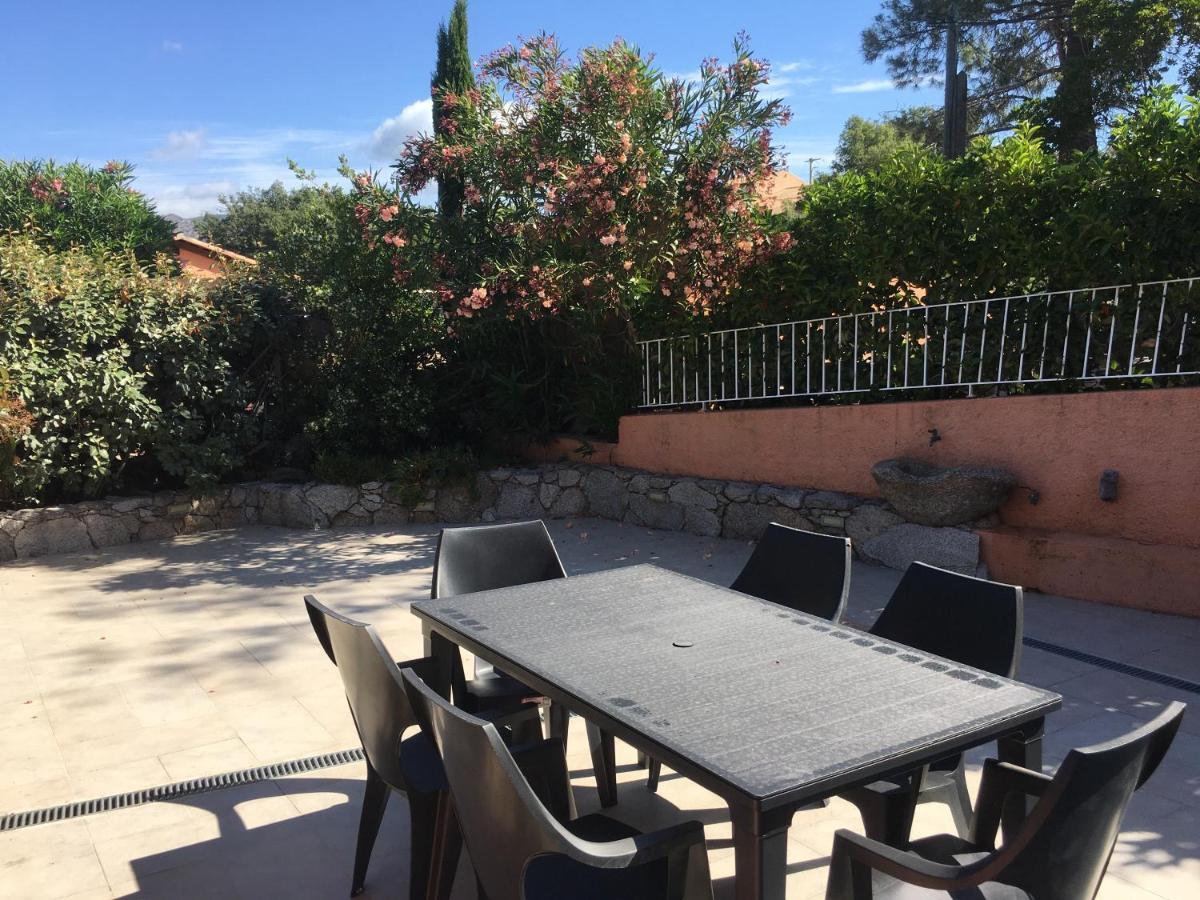 Residence Les Jardins De Sainte-Lucie "Piscine Chauffee" מראה חיצוני תמונה