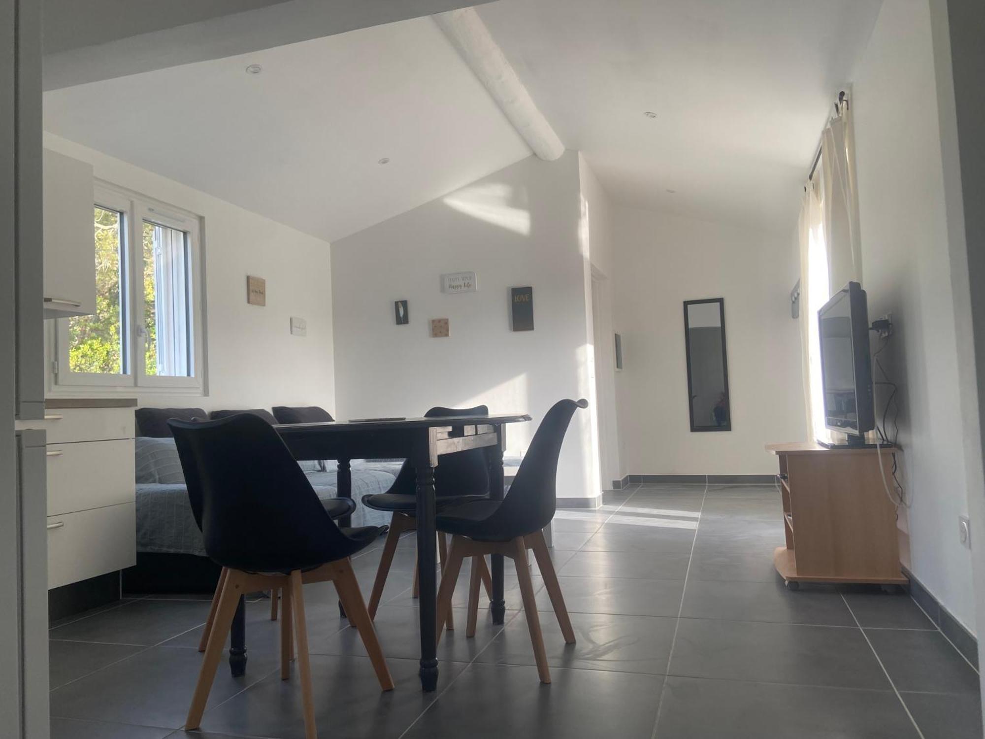 Residence Les Jardins De Sainte-Lucie "Piscine Chauffee" מראה חיצוני תמונה
