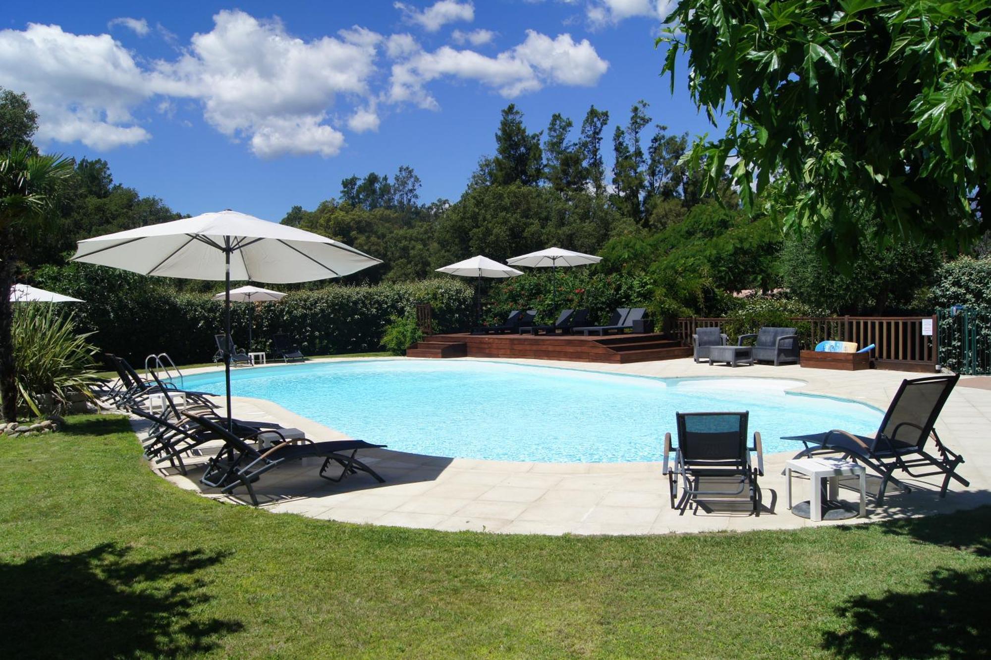 Residence Les Jardins De Sainte-Lucie "Piscine Chauffee" מראה חיצוני תמונה