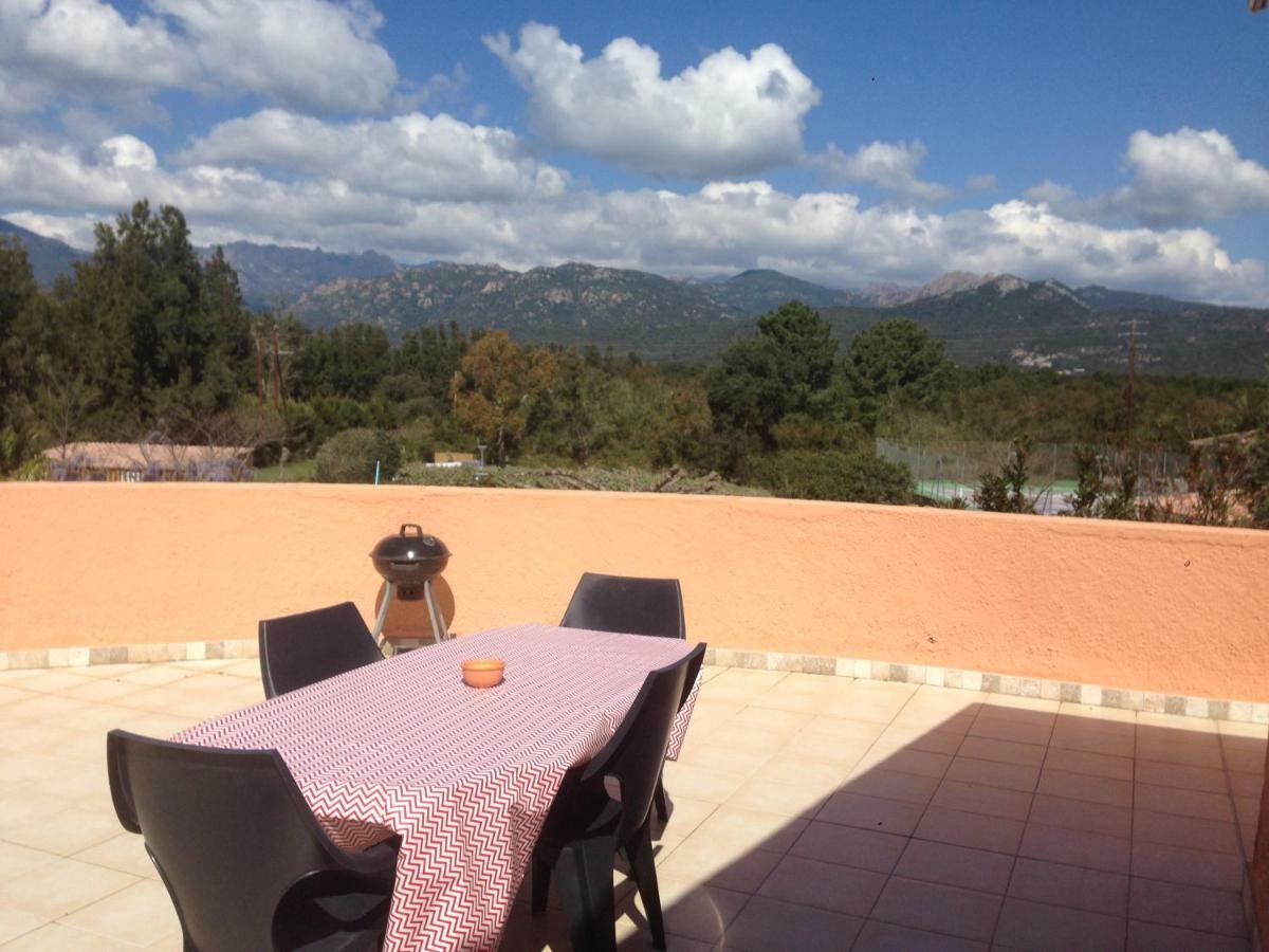 Residence Les Jardins De Sainte-Lucie "Piscine Chauffee" מראה חיצוני תמונה